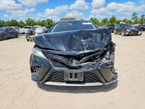 2020 TOYOTA CAMRY