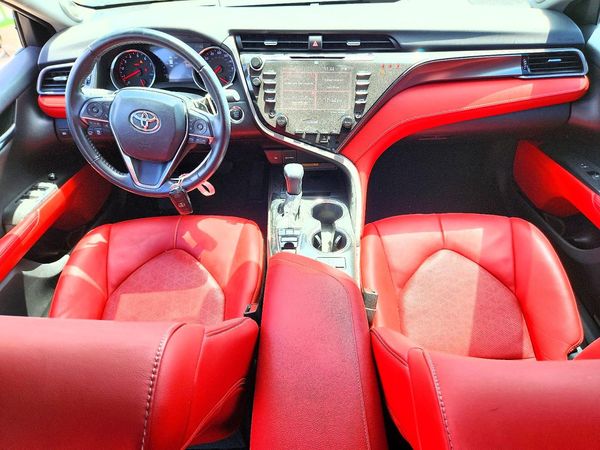 2020 TOYOTA CAMRY