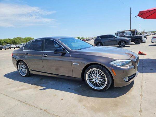 2013 BMW 528