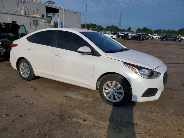 2019 HYUNDAI ACCENT SE and SEL