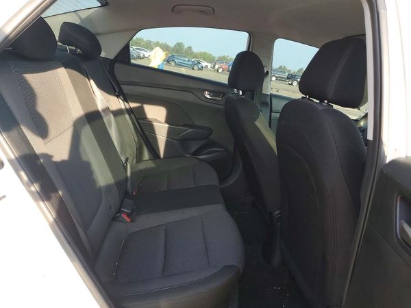 2019 HYUNDAI ACCENT SE and SEL