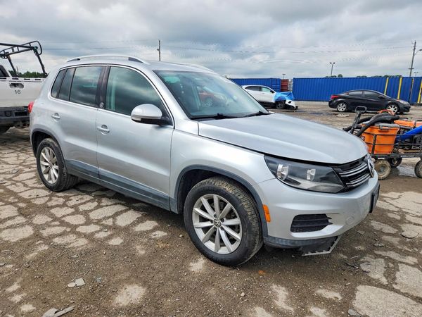 2017 VOLKSWAGEN TIGUAN Wolfsburg