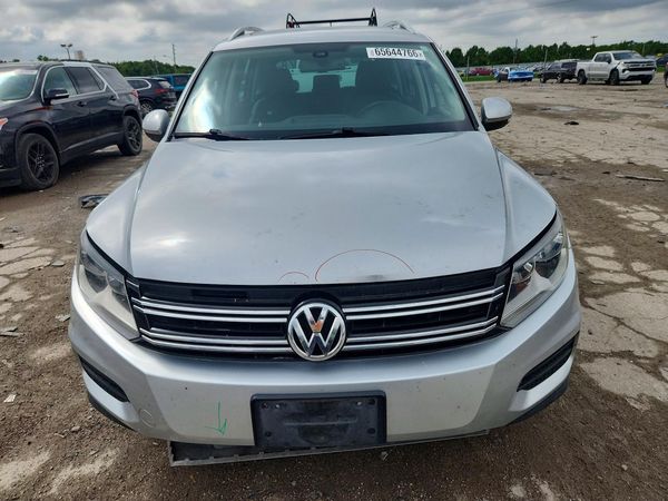 2017 VOLKSWAGEN TIGUAN Wolfsburg