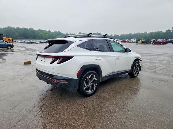 2022 HYUNDAI TUCSON