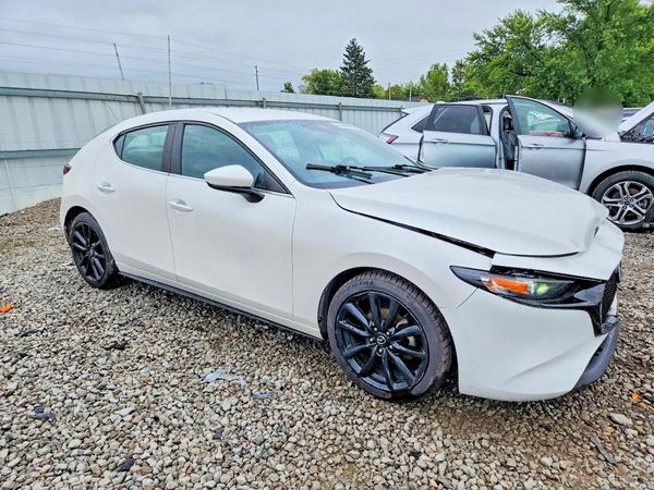 2019 MAZDA 3