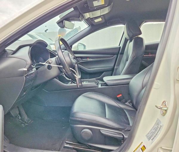 2019 MAZDA 3