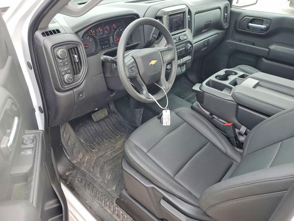 2026 CHEVROLET SILVERADO Work Truck