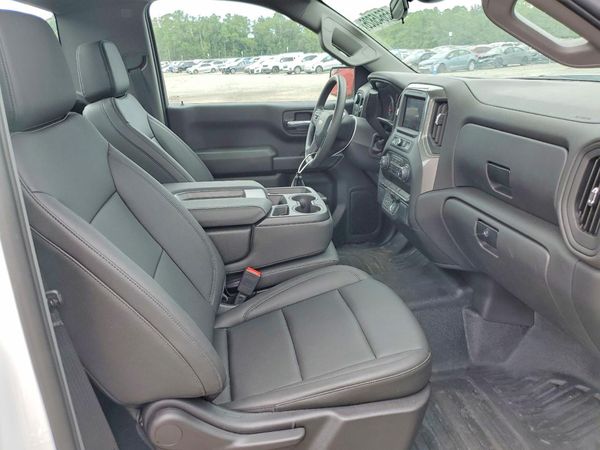 2026 CHEVROLET SILVERADO Work Truck