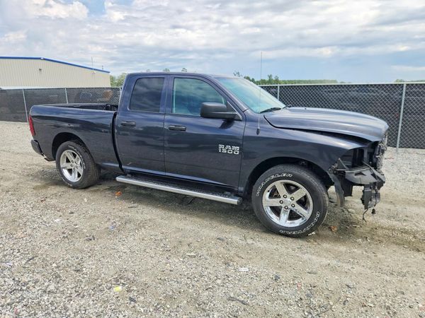 2014 RAM 1500 ST