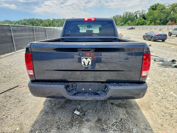 2014 RAM 1500 ST