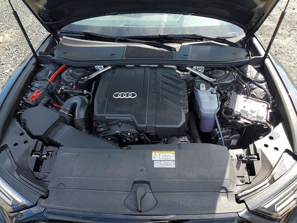2025 AUDI A6