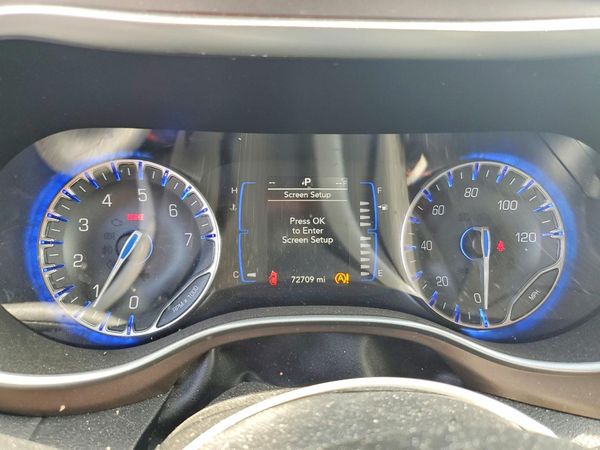 2020 CHRYSLER VOYAGER L