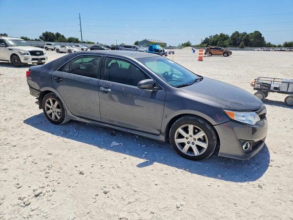 2012 TOYOTA CAMRY