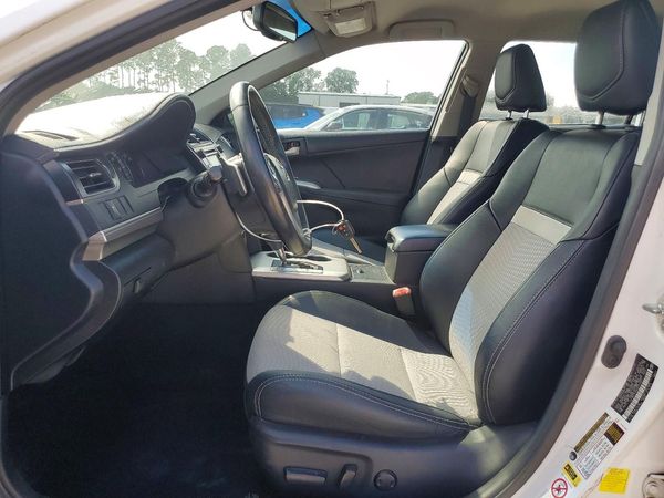 2012 TOYOTA CAMRY — DENT