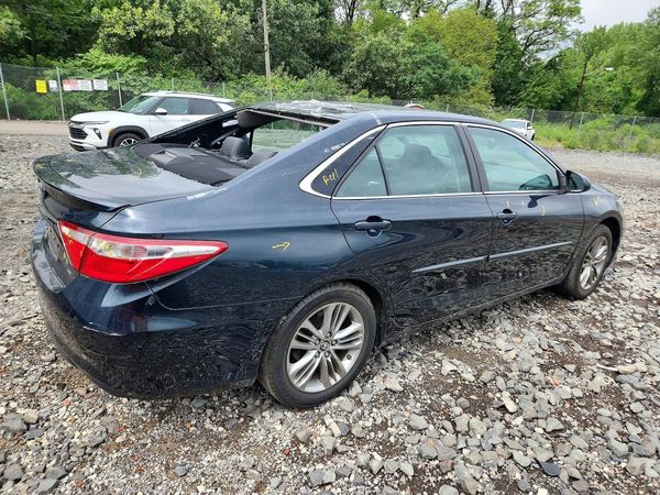 2017 TOYOTA CAMRY