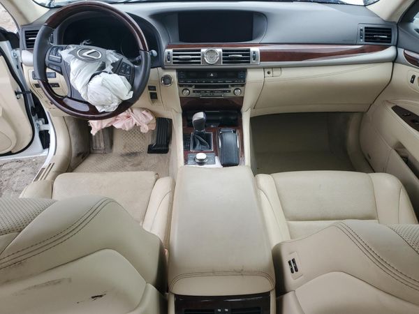 2016 LEXUS LS