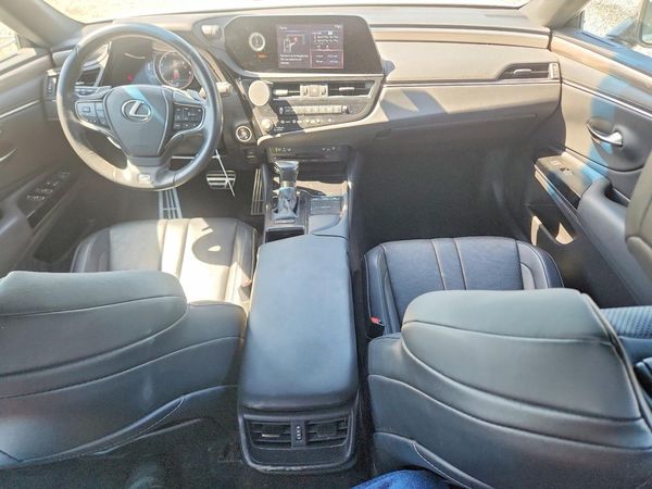 2022 LEXUS ES 350