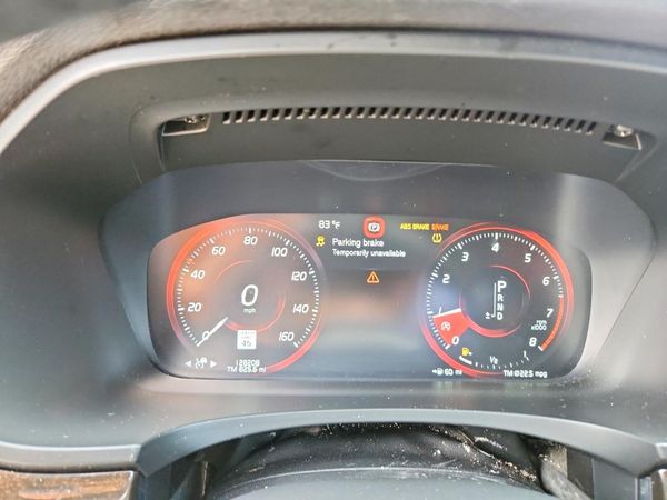 2018 VOLVO S90