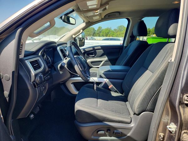 2019 NISSAN TITAN