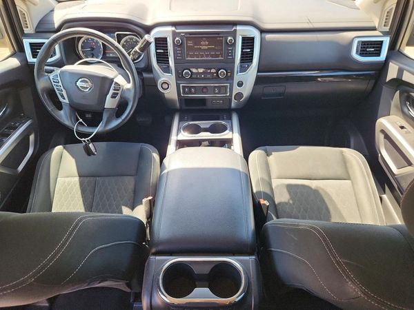 2019 NISSAN TITAN