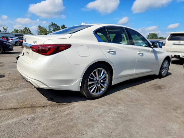 2021 INFINITI Q50