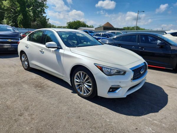 2021 INFINITI Q50