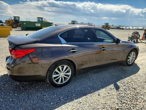 2016 INFINITI Q50