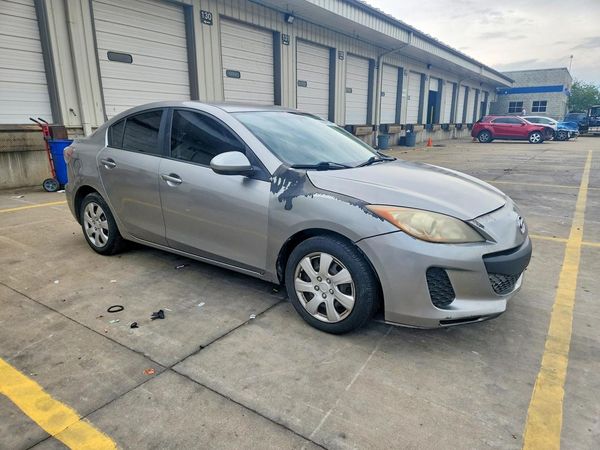 2013 MAZDA 3 SV/Base