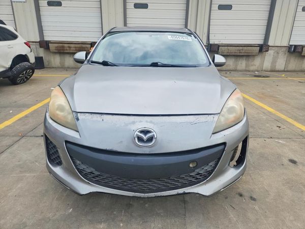 2013 MAZDA 3 SV/Base