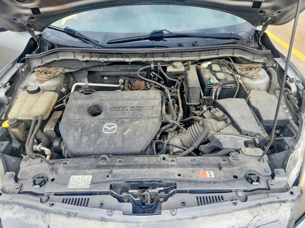 2013 MAZDA 3 SV/Base