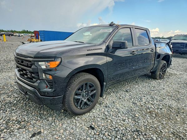 2023 CHEVROLET SILVERADO — DSFA — Front 3/4