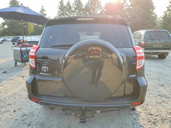 2012 TOYOTA RAV4 High