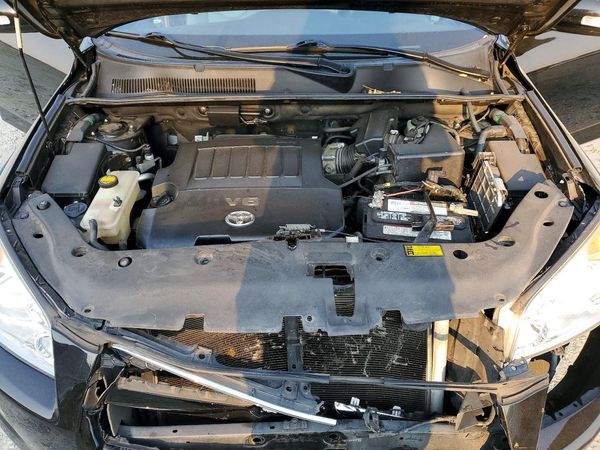 2012 TOYOTA RAV4 High