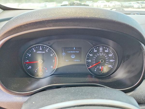 2017 KIA SPORTAGE