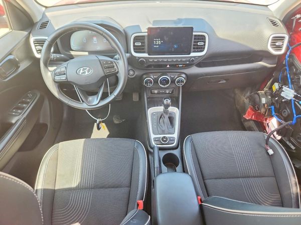 2023 HYUNDAI VENUE SEL, Limited