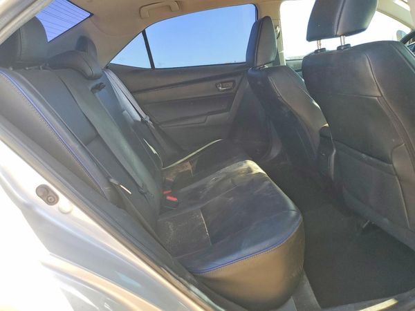 2017 TOYOTA COROLLA