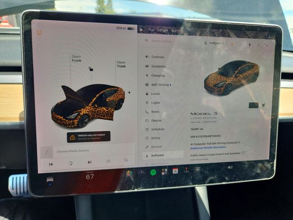 2022 TESLA MODEL 3