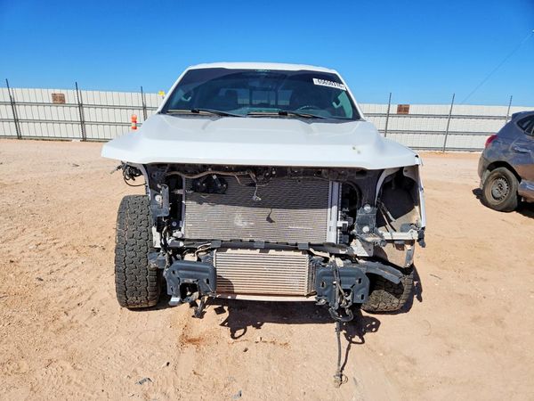 2024 FORD F150