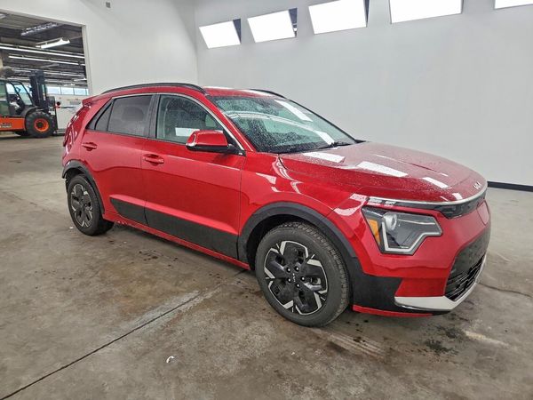 2023 KIA NIRO Wind