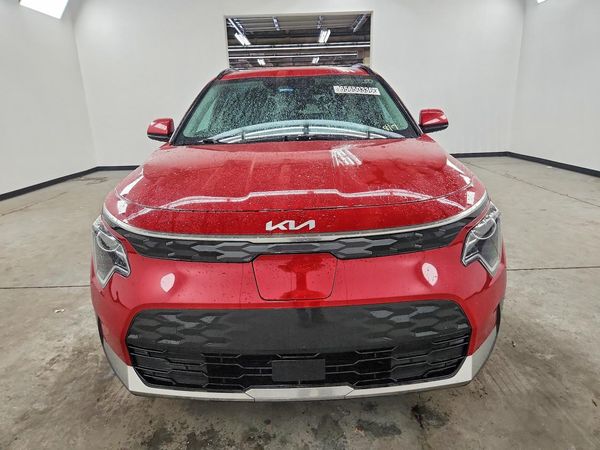 2023 KIA NIRO Wind