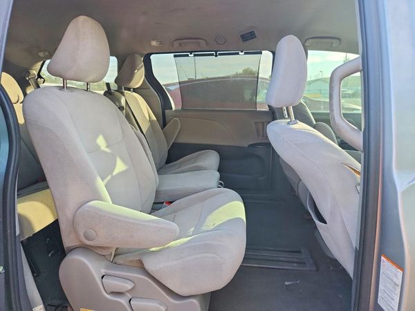 2020 TOYOTA SIENNA E grade — PSRS