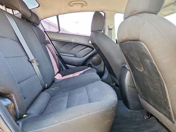 2018 KIA FORTE LX Base