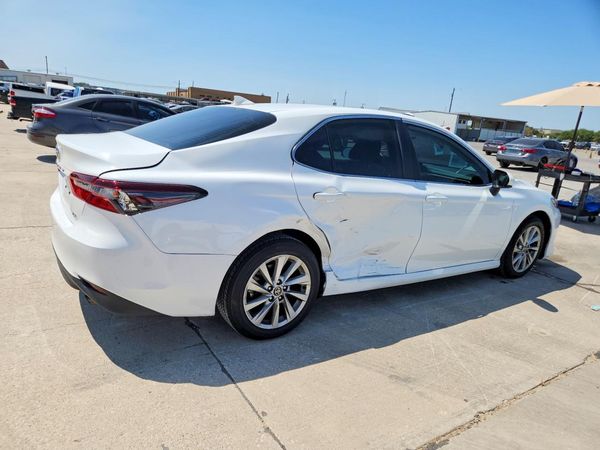 2024 TOYOTA CAMRY