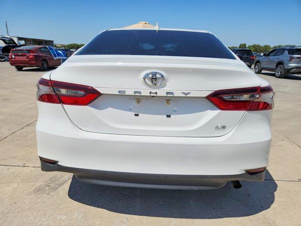 2024 TOYOTA CAMRY