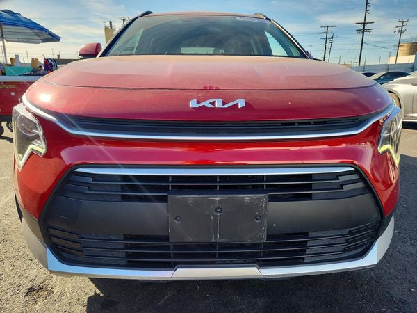 2025 KIA NIRO