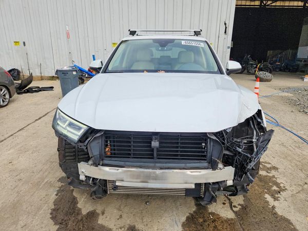 2018 AUDI Q5 quattro Premium Plus