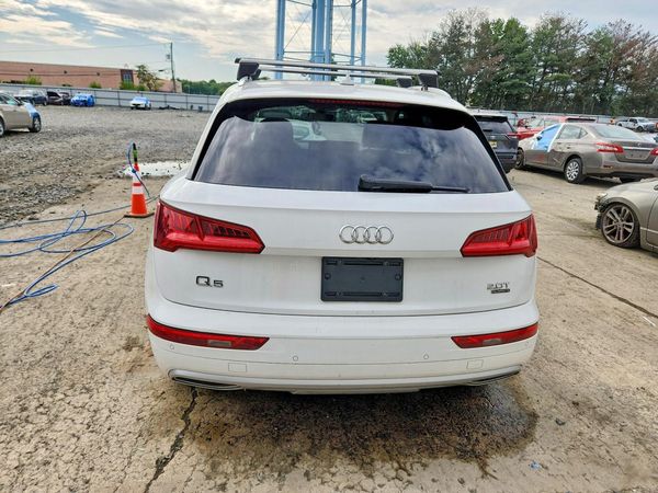 2018 AUDI Q5 quattro Premium Plus