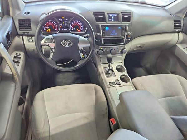 2013 TOYOTA HIGHLANDER Base/Hybrid — CKPT