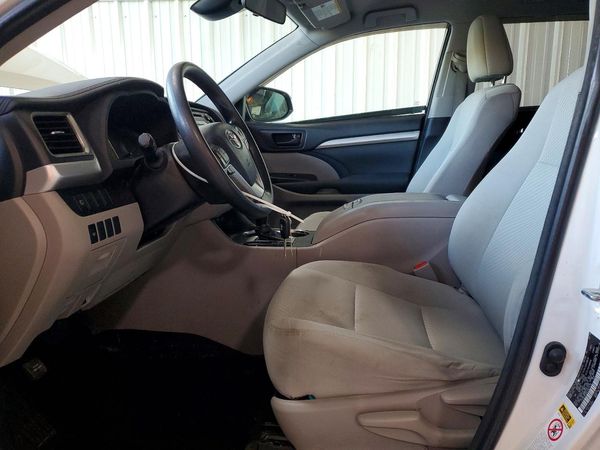 2018 TOYOTA HIGHLANDER LE/LE Plus