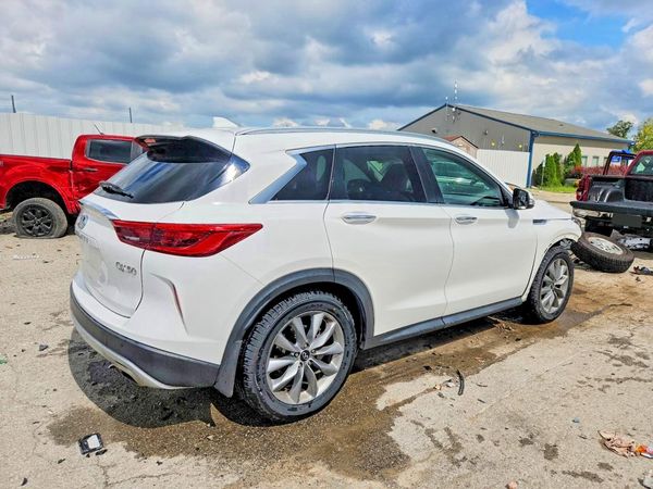 2021 INFINITI QX50 Luxe